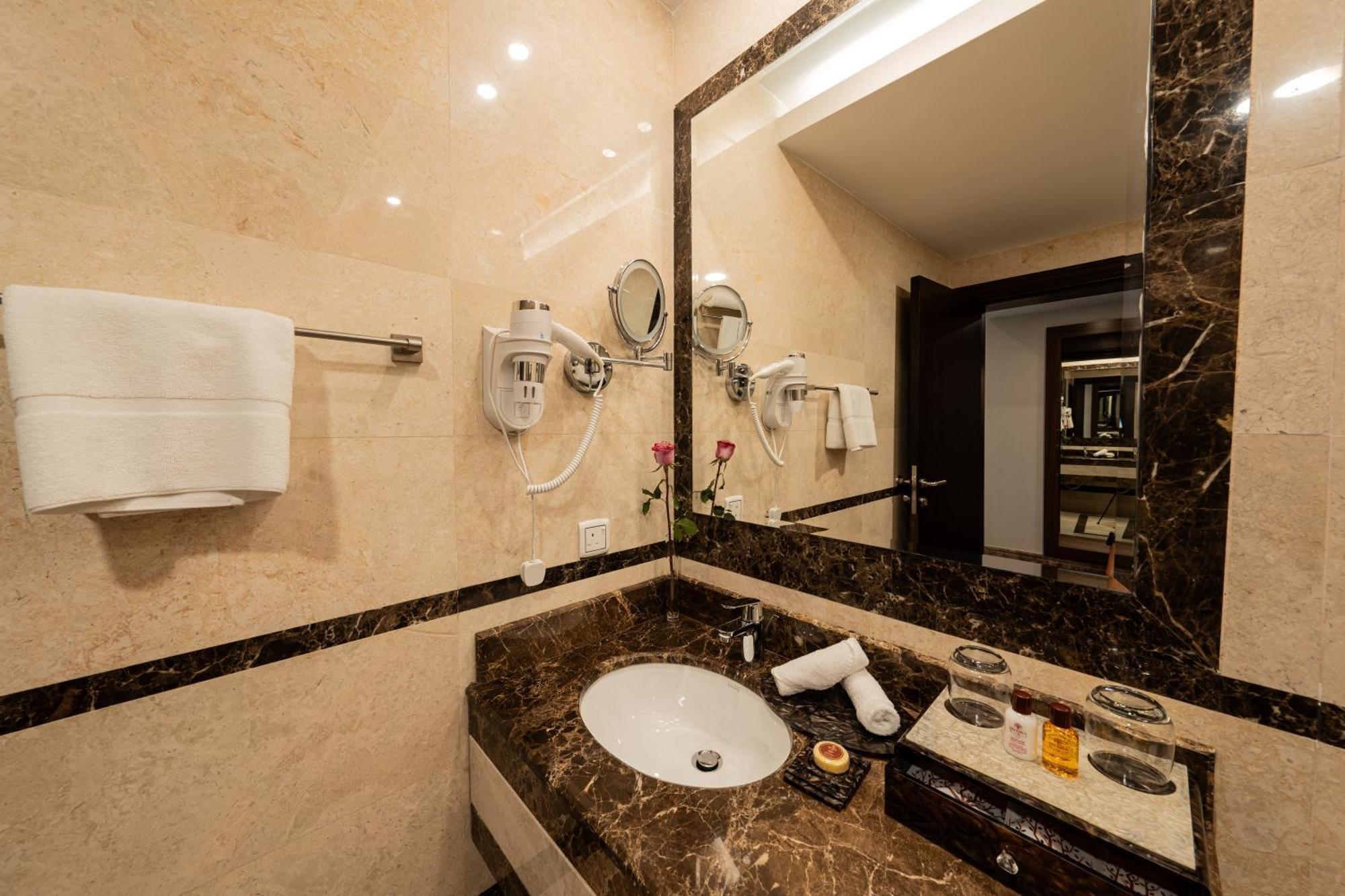 Braira Al Jubail Hotell Exteriör bild